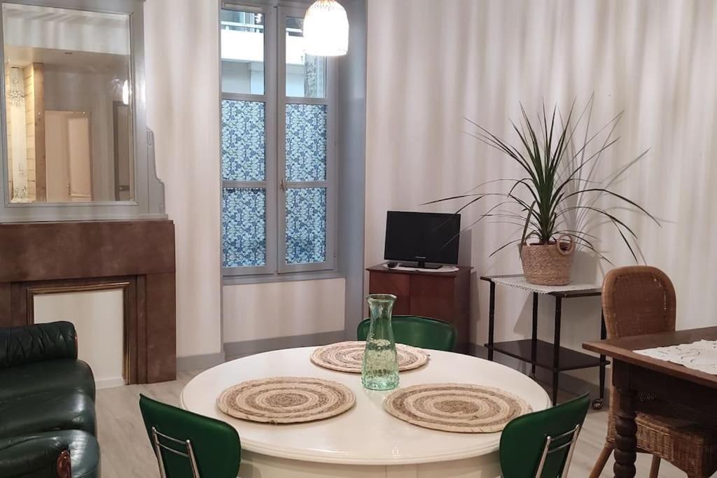 שאלון-סור-סאון Appartement Cosy A 2 Pas Des Rues Pietonnes מראה חיצוני תמונה